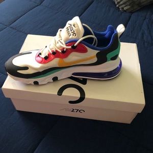 Nike 270 reacts bauhaus